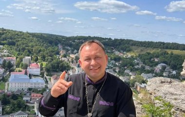 Чи потрібно влаштовувати вечерю при покійнику: священник Філюк відповів