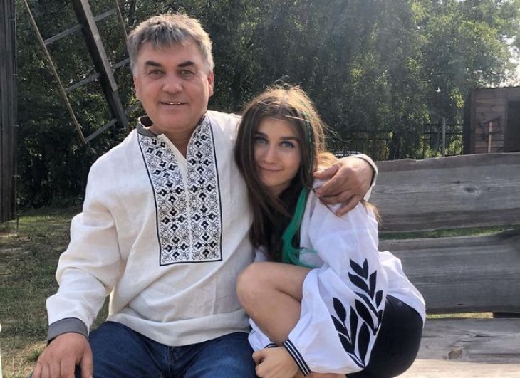 Jerry Heil рассказала, как во время войны убедила отца-мясника сменить профессию