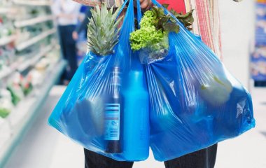 Отказ от полиэтиленовых пакетов в магазинах: какую альтернативу выбрать