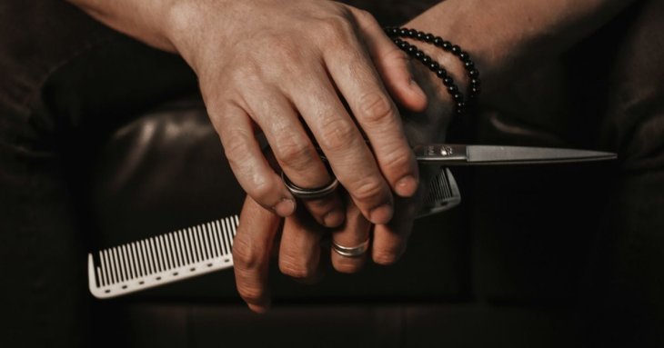 Місячний календар стрижок на січень 2025 року: коли змінювати зачіску чи фарбувати волосся