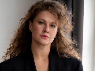 Акторка Дар'я Легейда кардинально змінила імідж і несподівано стала блондинкою: фото до та після