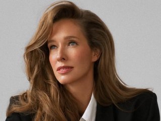 Катерина Осадча розповіла, як син заскочив Горбунова за поцілунками із 