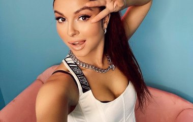 Нюша не выдержала критики и назвала второе имя дочери Симбы