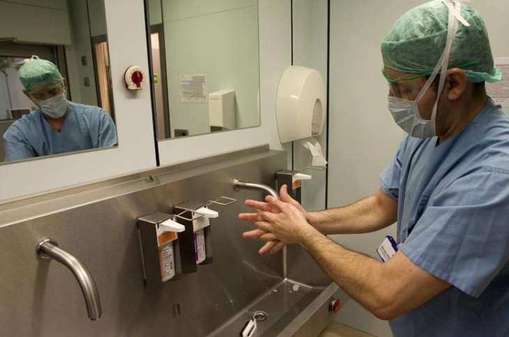 Учёные рассказали об опасности средств для мытья рук