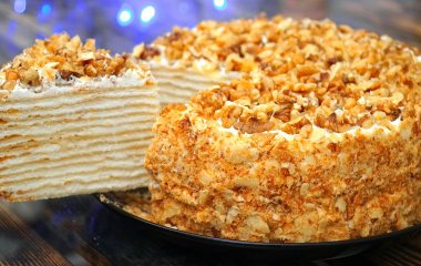 Самый простой рецепт: как приготовить торт 