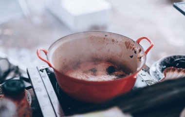 Как отчистить старую посуду от пятен и стойкого налета, простые лайфхаки