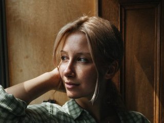 Відома українська ведуча вперше натякнула на причину розлучення з чоловіком після 13 років шлюбу