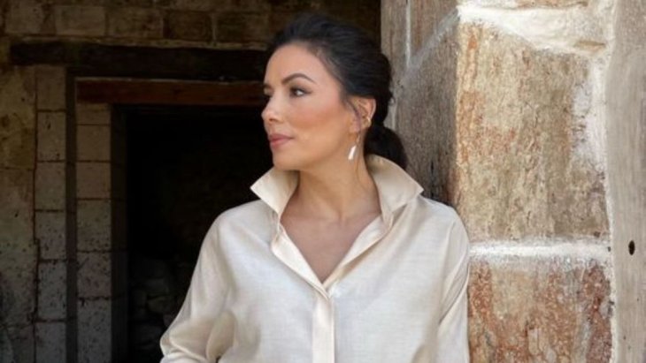 Ева Лонгория похвасталась аппетитными формами