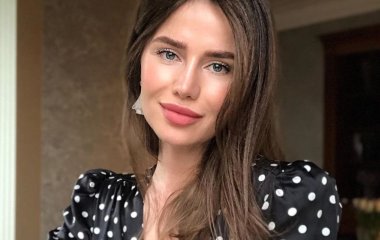 Экс-невеста бойфренда Алексы показала новорожденного сына