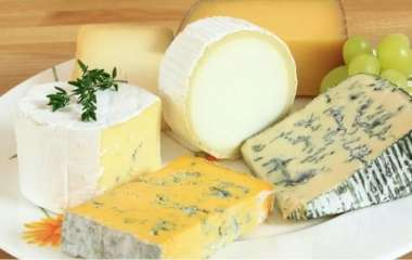 Названы вредные сорта сыра