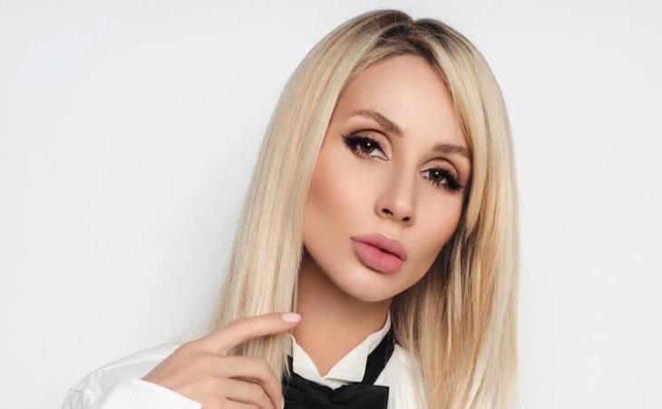 Світлана Лобода захопила образом у шкіряному міні