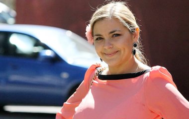 Ирина Пегова позировала в папахе