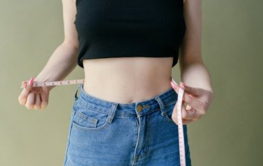 Дієтолог перерахував найкращі вуглеводи для спалювання жиру на животі