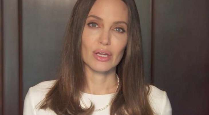 «Я молюсь за Украину»: Анджелина Джоли обратилась к украинцам, выразив им свою поддержку во время войны с РФ