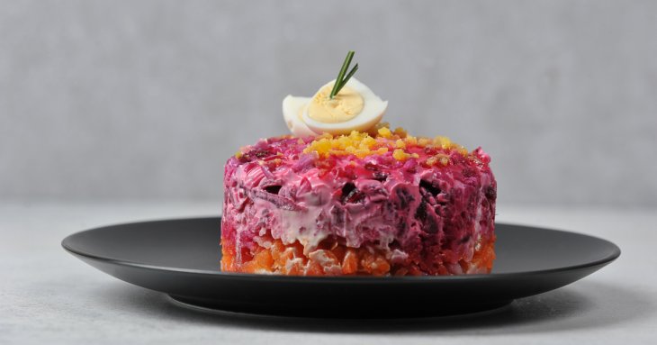 Як приготувати найсмачніший оселедець під шубою: рецепт популярного святкового салату