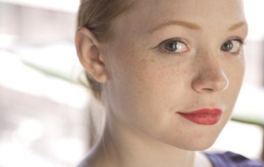 Александра Кузенкина поделилась фотоснимком постельной сцены в её сериале 