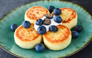 Как приготовить сырники из топленого творога