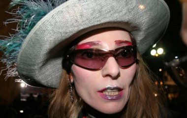 Рождественская напугана появлением страшных фото 