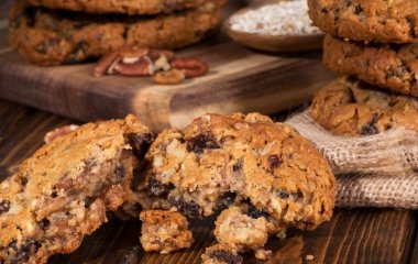 Оригинальное овсяное печенье с нутом и арахисовой пастой