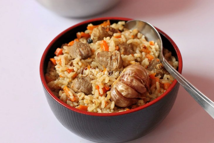 Как приготовить вкусный плов с курицей с помощью мультиварки?