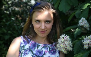 Ксения Алферова наслаждается виноградниками в Бургундии