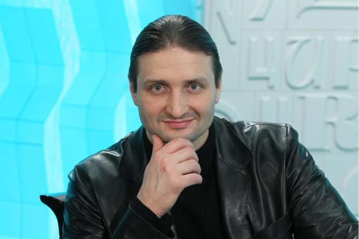 Эдгард Запашный опубликовал забавный снимок с маленьким сыном