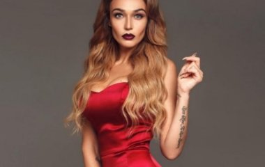 Алена Водонаева рассказала о «взрослом» флирте и поцелуях сына