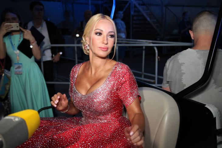 Лера Кудрявцева просит помощи из-за болезни дочери