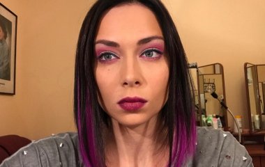 Настасья Самбурская поссорилась с поклонниками из-за желания покинуть Россию