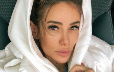 Айза Анохина пожаловалась на несчастную жизнь