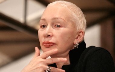 Татьяна Васильева омолодилась с помощью «уколов красоты»