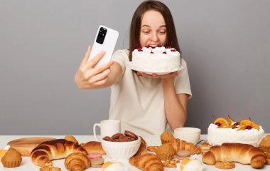 Чому після їжі хочеться солодкого: неочевидні причини такої тяги