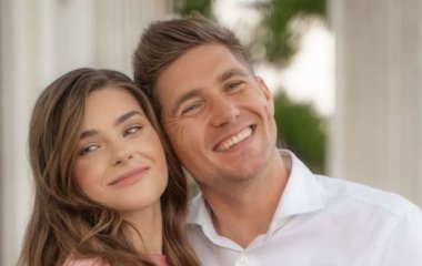 23-летняя жена Остапчука призналась, на какие изменения отважилась ради него