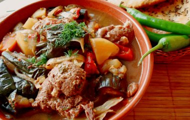 Жаркое с фасолью и мясом: рецепт полезного блюда