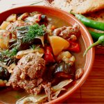 Жаркое с фасолью и мясом: рецепт полезного блюда