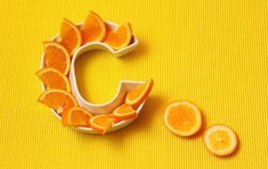 Міфічна літера. Що потрібно знати про вітамін С
