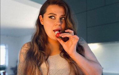 Солистка KAZKA стала блондинкой — неожиданное перевоплощение