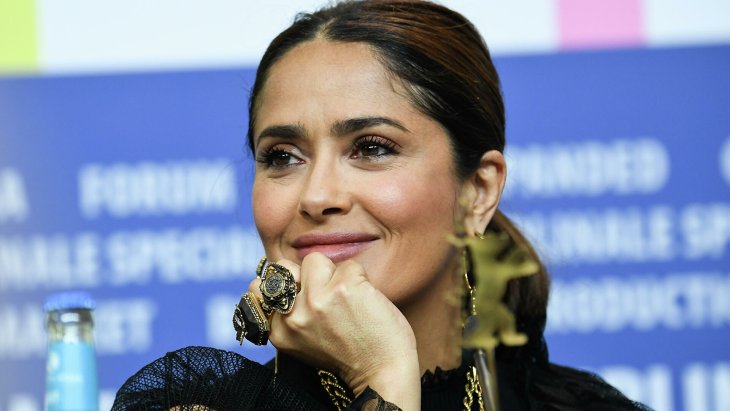 54-летняя Сальма Хайек шокировала снимком в купальнике 