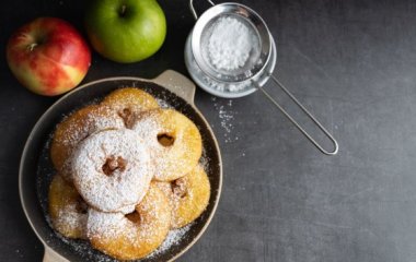 Итальянские яблочные оладьи: знаменитый рецепт