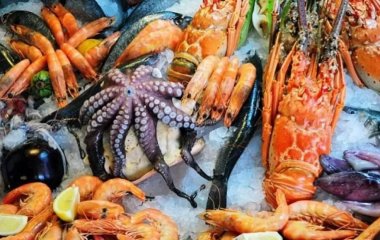 Дієтологи назвали три важливі причини їсти більше морепродуктів