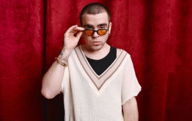 Відомий український співак пожалівся, що набрав зайвих 20 кіло: 