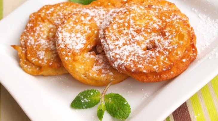 Простые рецепты из яблок: запеченные яблоки в тесте, яблочные чипсы и яблочные слойки