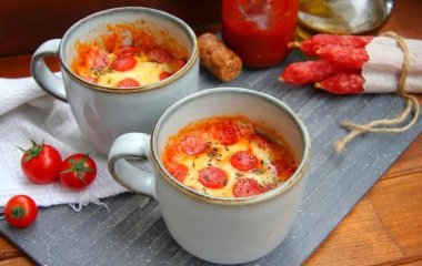 Пицца в чашке за 5 минут: как приготовить вкусный перекус в микроволновке