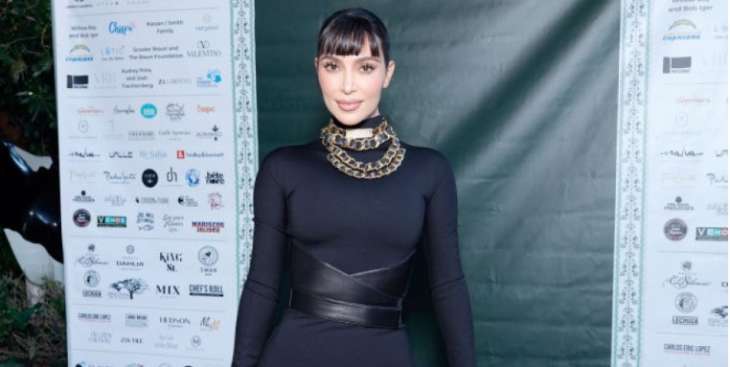 Ким Кардашьян дебютировала с новой прической на благотворительном вечере в Лос-Анджелесе