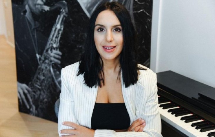 Джамала растрогала фото со своей свадьбы, где она танцует с отцом