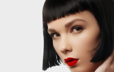 Трендова стрижка з TikTok, яка підійде для жінок після 50 років: додає об'єму навіть тонкому волоссю