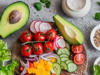 Уничтожат любую диету: 4 продукта, которых надо избегать при похудении