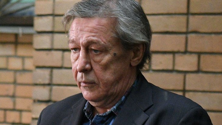 Жена Михаила Ефремова потрясена отправкой актера в колонию