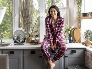 Викиньте це негайно: 6 звичних речей на кухні, які руйнують енергетику вашого дому