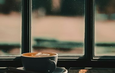 Як перевірити вікна на протяги феном: простий і швидкий перевірений монтажниками спосіб